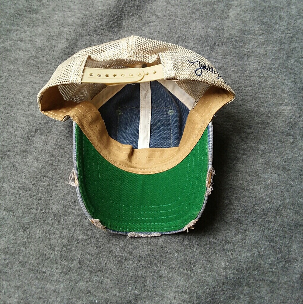 Sold - Picture 3 of 3